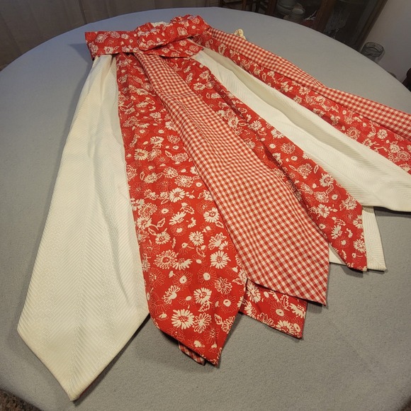 VTG Patchwork Apron Skirt Mark & Fore Small Gingham Floral Tassels Boho Cottage - Picture 2 of 10